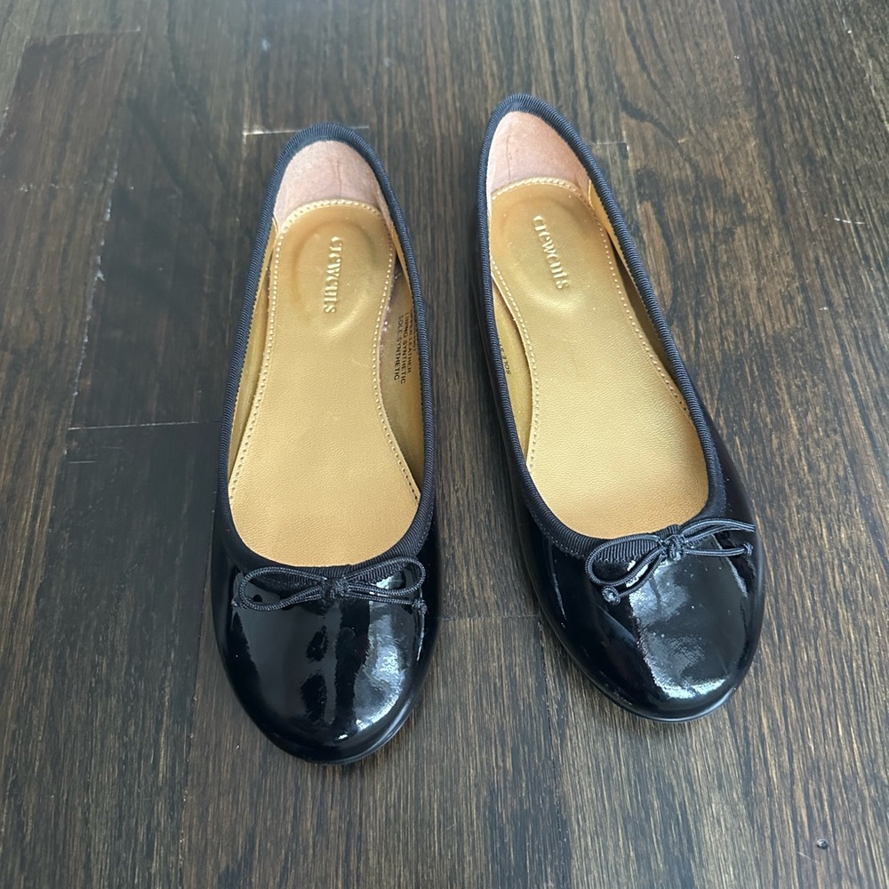 Jcrew girls black patent leather flats size 2